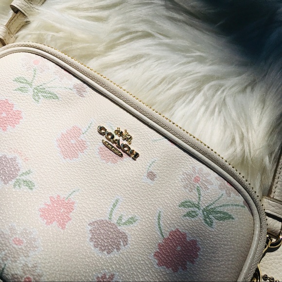 🌸COACH Daisy Field Pebbled Leather Crossbody - Picture 14 of 16